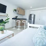 Apartamento con vista al mar, cerca a Bocagrande
