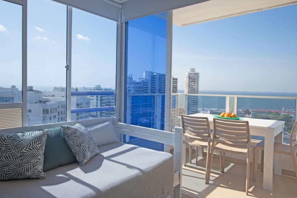 Con Vista Al Mar, Cerca A Bocagrande Apartamento