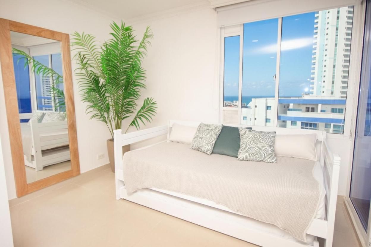 Apartamento Con Vista Al Mar, Cerca A Bocagrande