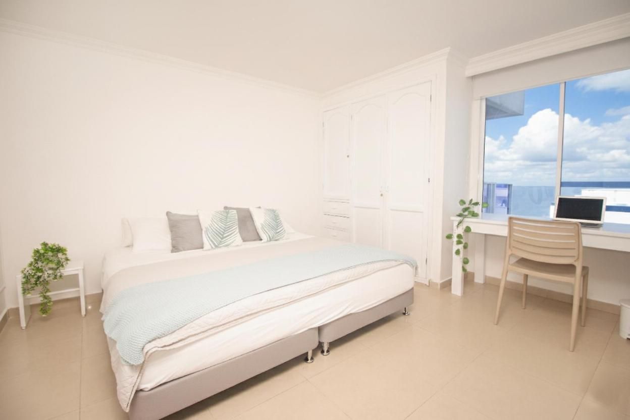 Apartamento Con Vista Al Mar, Cerca A Bocagrande Cartagena