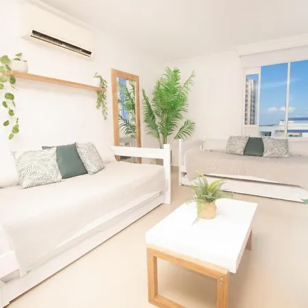Con Vista Al Mar, Cerca A Bocagrande Apartamento