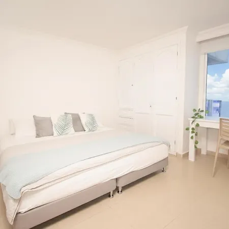 Apartamento Con Vista Al Mar, Cerca A Bocagrande Cartagena